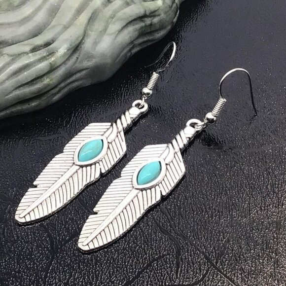 Feather Design Dangle Earrings With Turquoise Stone Inlay Silver Tone Hook - Picture 2 of 4